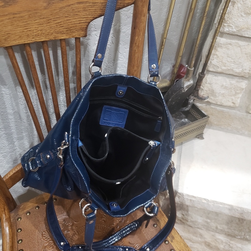 Handbag - Picture 5 of 8